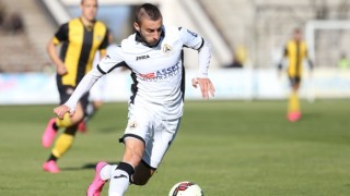 Карачанаков ще играе в Краковия