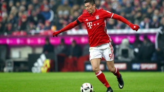 Роберт Левандовски спаси 