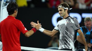 Федерер на четвъртфинал след напрегната петсетова битка с Нишикори