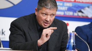 Любо Пенев в преговори със Стоичков 