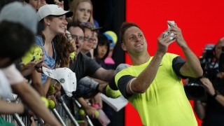 Австралийската приказка на Тенис продължава