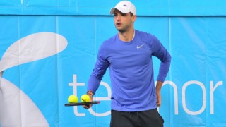 Григор на корта в Дубай утре привечер