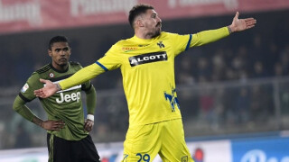 Куриози в Серия 