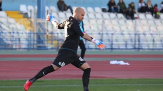 Ники Михайлов със счупен крак?