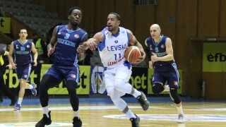 12-и успех за 