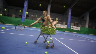 Златните момичета направиха съчетание с... тенис топки и ракети (ВИДЕО)