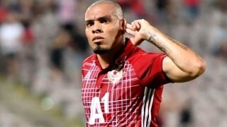 Трансферът на Мауридес пред провал?