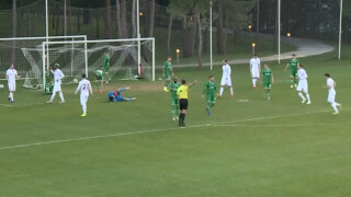 Кошмарни грешки и втора загуба за 