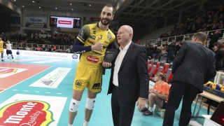 Императорско посрещане за Казийски от 