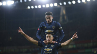 Санчес се завърна на 