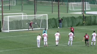 ЦСКА отстъпи в мач с пет гола, обрати и дузпи (ВИДЕО)