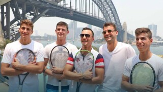 Няма почивка: Българските момчета тренират в Австралия (ВИДЕО)