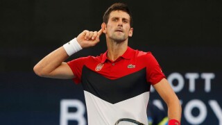 Сръбската радост: Джокович запя роден поп фолк хит и поздрави България (ВИДЕО)