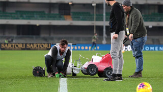 Крива бяла линия. Или как мач в Серия А закъсня с 15 минути (ВИДЕО)