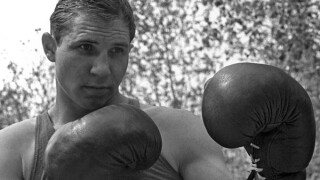 Шампионът, който възхити Мохамед Али, избра науката и умря загадъчно