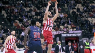 Везенков с 9 точки при нов успех за 