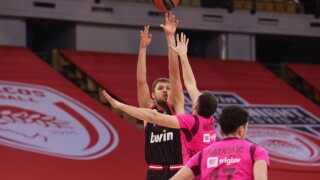 Везенков над всички в благотворителен мач срещу сърби (ВИДЕО)