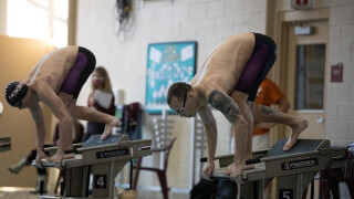 Антъни Иванов започна годината с две победи