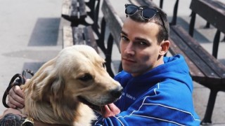 Емил Конрад: Единственият ми близък роднина е леля и грижата за нея приемам като щастие