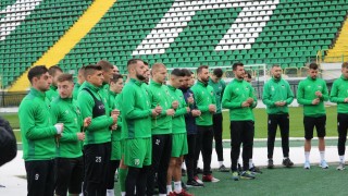 С мисъл за Първа лига: 