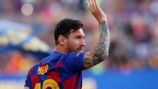 Меси повежда 