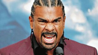 Бивш световен шампион по бокс живее с две наведнъж