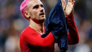 Защо Гризман си боядиса косата в розово?