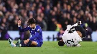 Дебютният червен картон на Феликс ще струва милиони на 