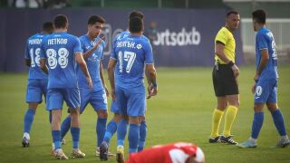 Спонсор покри заплатите в 