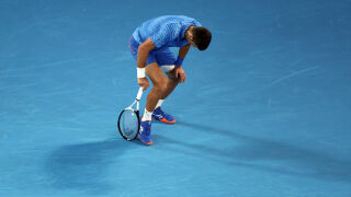 Джокович преди сблъсъка с Гришо: Бедрото ми се нуждае от Божията помощ