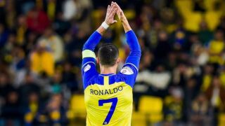 Бразилец засенчи Роналдо в дебюта му за 