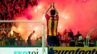 Фенове атакуваха 