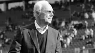 В памет на Кайзера: Минута мълчание и траурни ленти в Бундеслигата