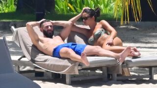 Карим Бензема се гушка с бившата на остров Мавриций