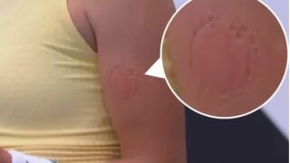 Да се ухапеш сама: Рускиня шокира в Мелбърн