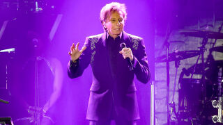 По-добре ли е Бари Манилоу - ето какво сподели след диагнозата рак на белия дроб