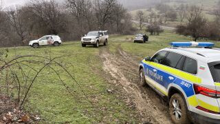 Снимка: 7 са отровените лешояди: "Дори и разследващите, и ние да знаем кой стои зад това, не може да се докаже"