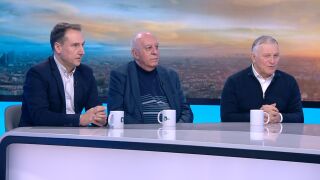 Снимка: "Появата на Радев е края на Възраждане": Какви са прогнозите на социолозите за резултатите от изборите?