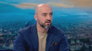 Снимка: Нови ветропаркове: "Има повече спонтанни аборти и стерилитет". Експерт: Това е хибридна пропаганда