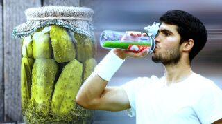 Карлос Алкарас: 5 часа и половина на корта с помощта на кисели краставички 