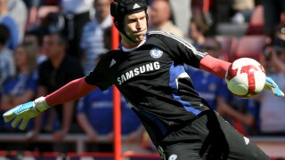 Монако иска Петър Чех за съотборник на Бербатов