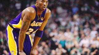 Брайънт с 31 точки при успех на Лейкърс