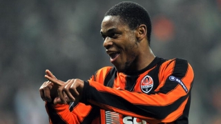 Милан купи и Луис Адриано