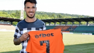 Литекс картотекира Виана за Лига Европа