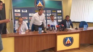Шеф в Левски обеща акции на феновете (ВИДЕО)