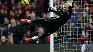 Валдес отговори на Луис Ван Гаал (СНИМКА)