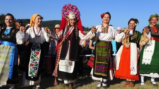 Днес е Летен Никулден и не трябва да се работи