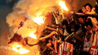 Няма как да откажеш подобна покана! (ВИДЕО)