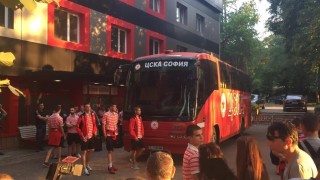 След поредица от скандали, футболистите на ПФК ЦСКА направиха първа тренировка