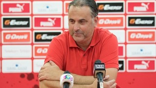 Наставникът на Звезда Божович: Няма да дойде краят на света, ако отпаднем от Лудогорец